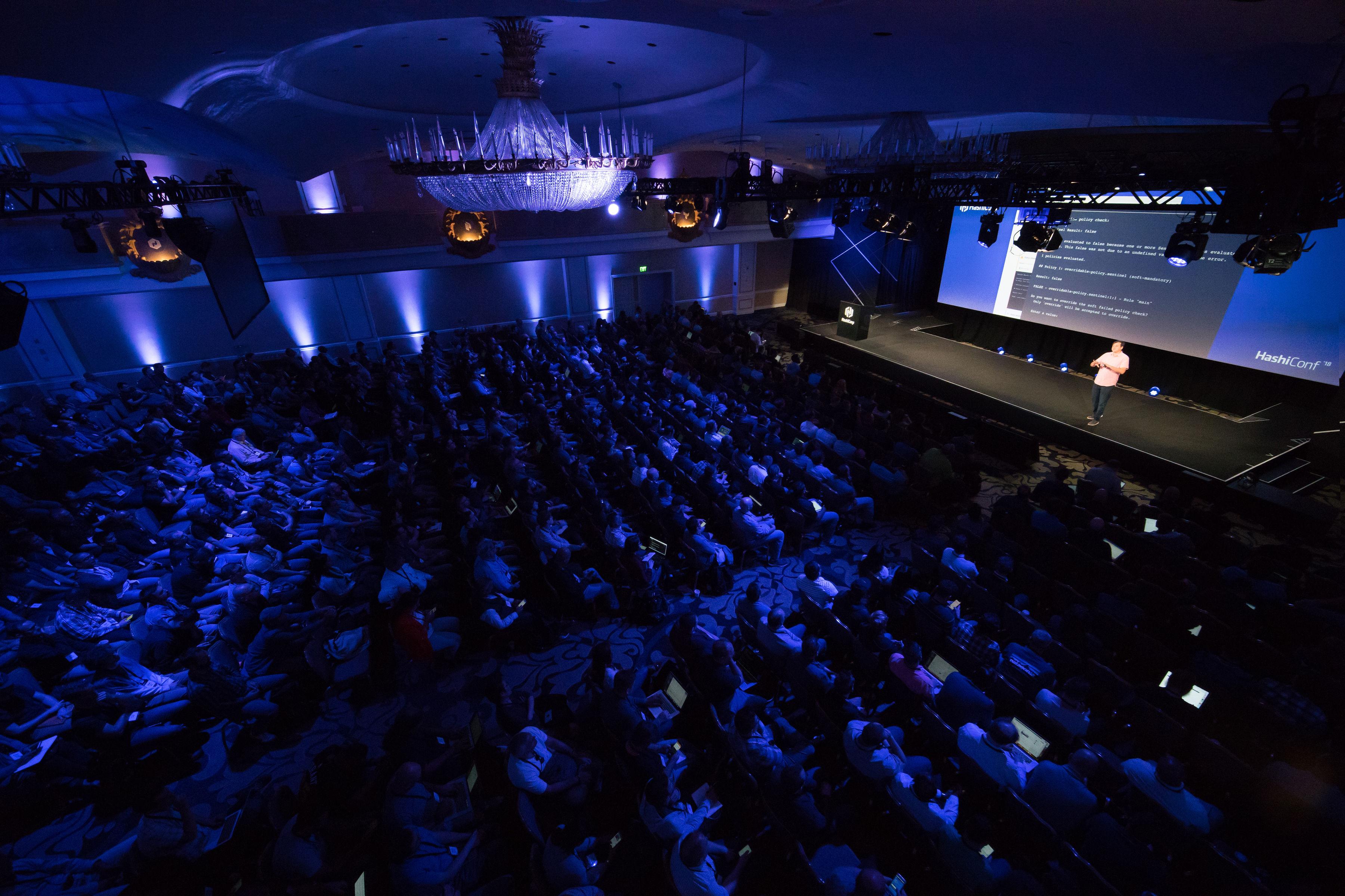 Vault 1.0 Announcement at HashiConf 2018 (1 of 2)